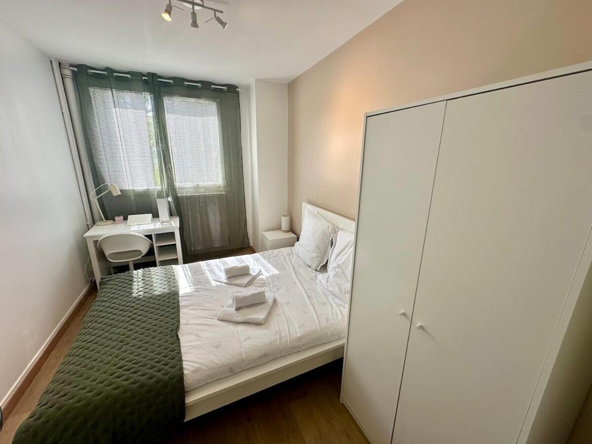 Ferienwohnung Au Coeur Du Quartier Taittinger Reims Exterior foto