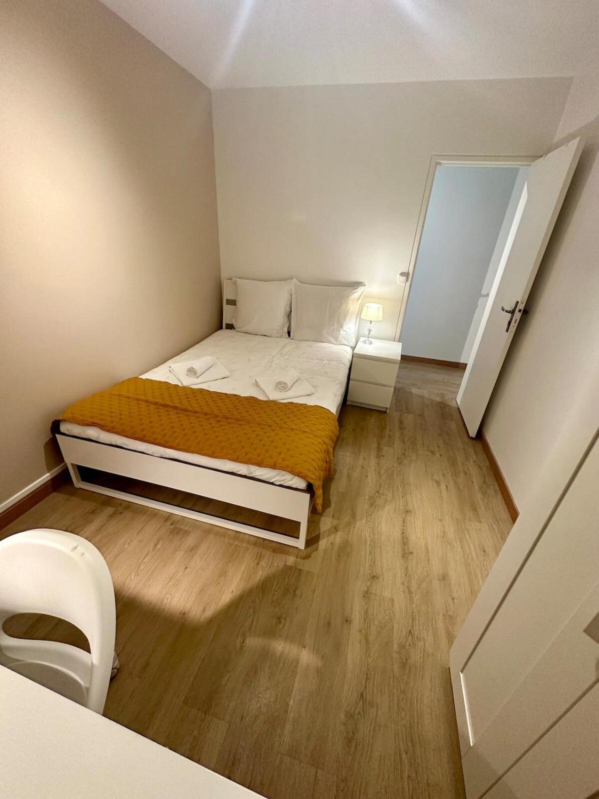 Ferienwohnung Au Coeur Du Quartier Taittinger Reims Exterior foto